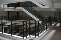 屋内階段及び吹き抜けの手摺